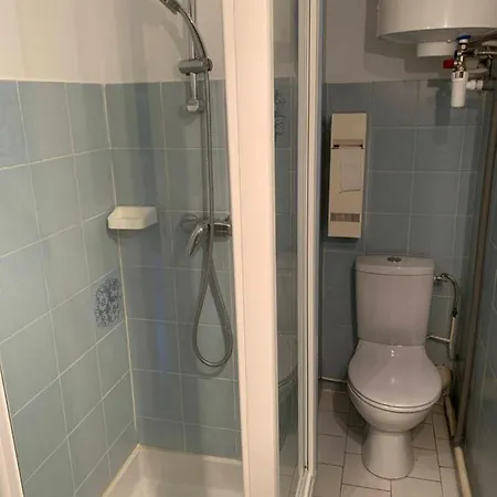 T2 Climatise - Rdc & Belle Terrasse A פרונטיניאן