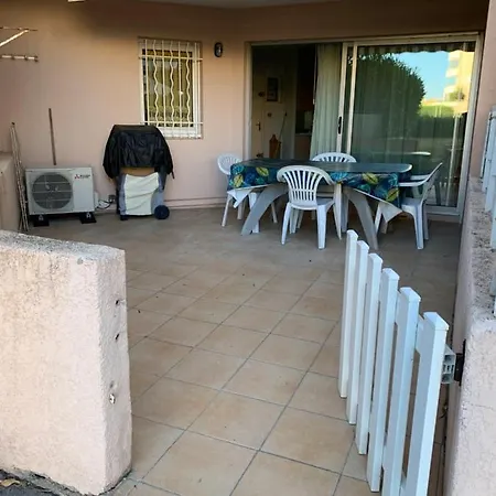 Apartment T2 Climatise - Rdc & Belle Terrasse A *